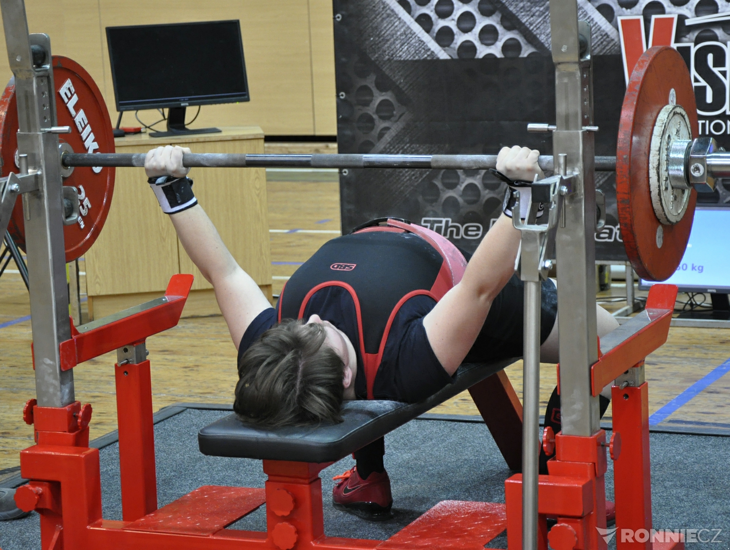 Mistrovstv� �R v klasick�m (RAW) bench-pressu mu�� a �en 2021