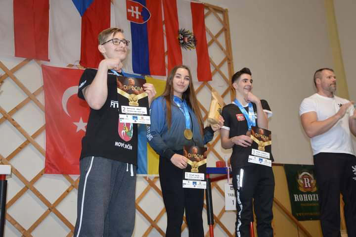 Golemova ruka 2024