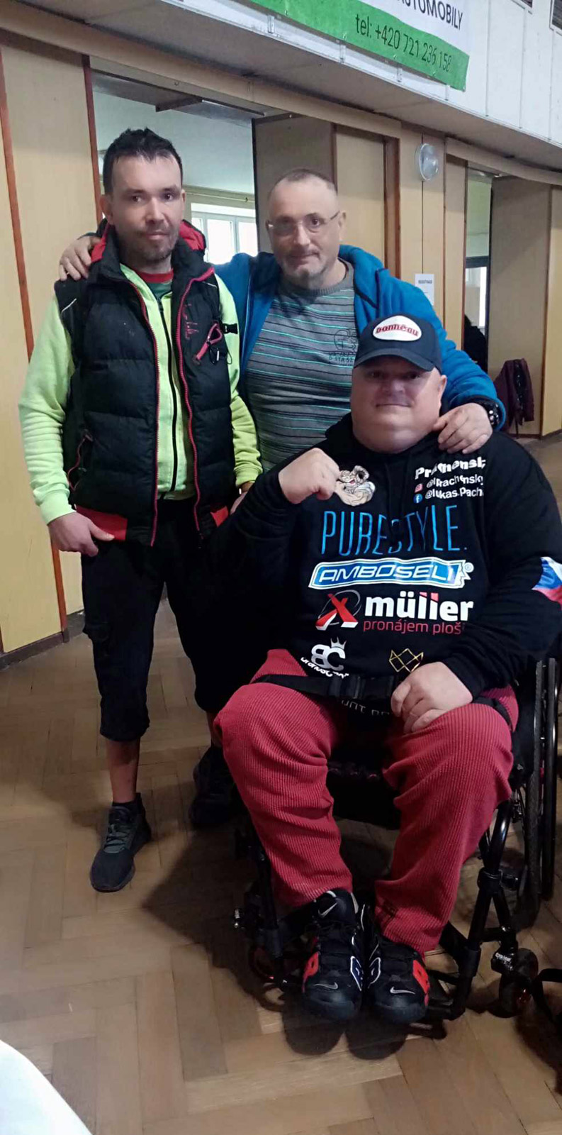 Golemova ruka 2024