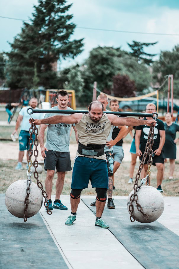 Strong Games Solo�nica 2023