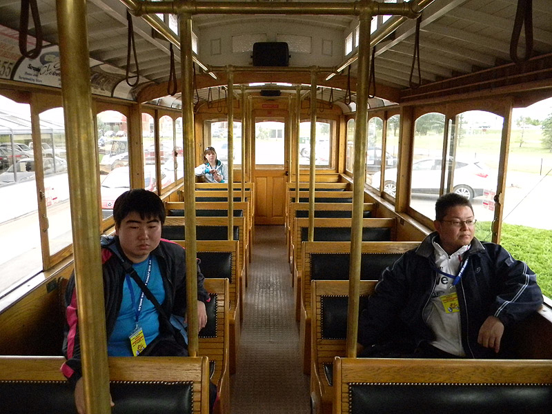 Autobus pro rozvoz z hotelu